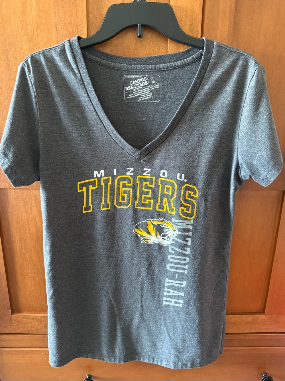 Mizzou Tigers "Mizzou-Rah" NCAA V-Neck Graphic Shirt | Campus Heritage Women's L
